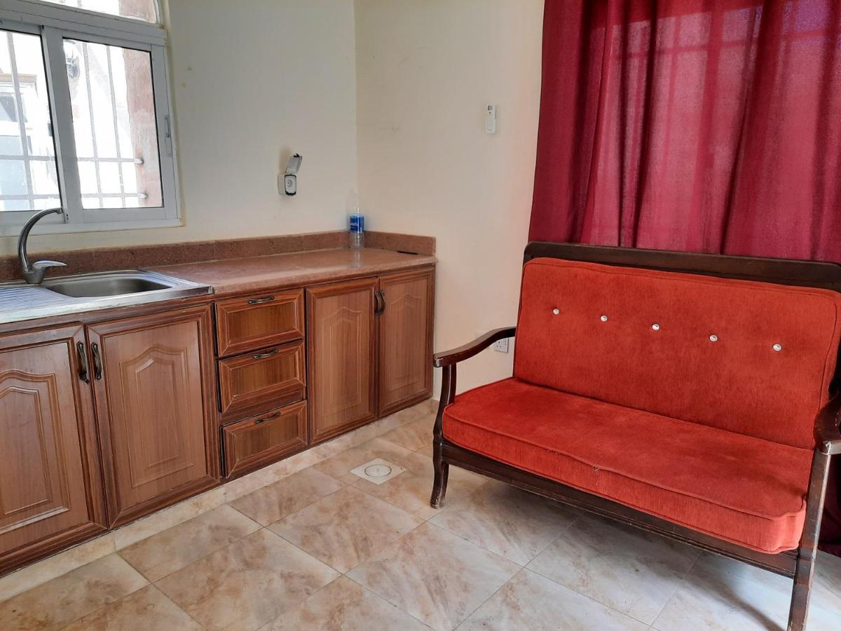 Afra Hot Springs Chalets At-Tafilah 外观 照片