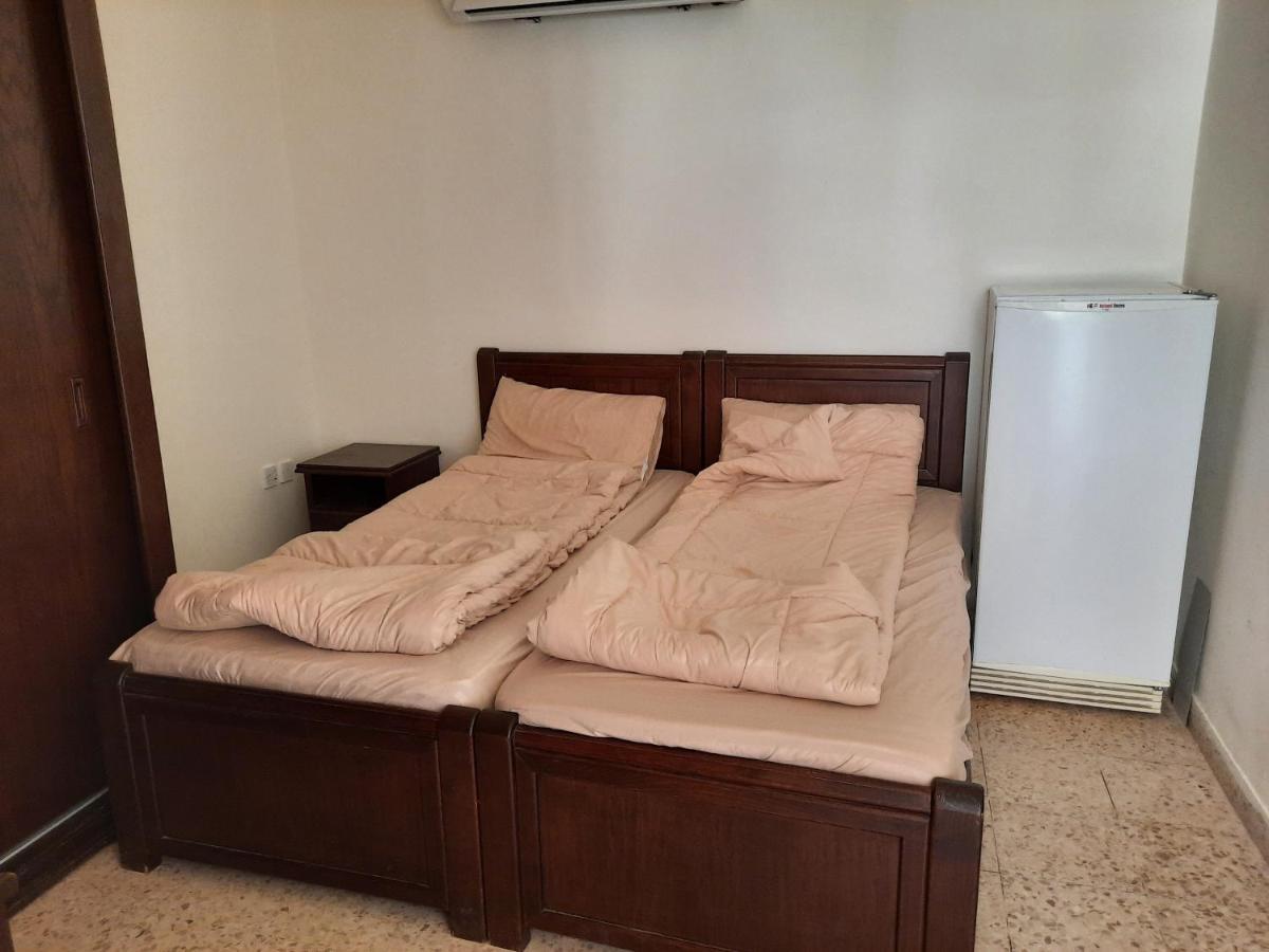 Afra Hot Springs Chalets At-Tafilah 外观 照片