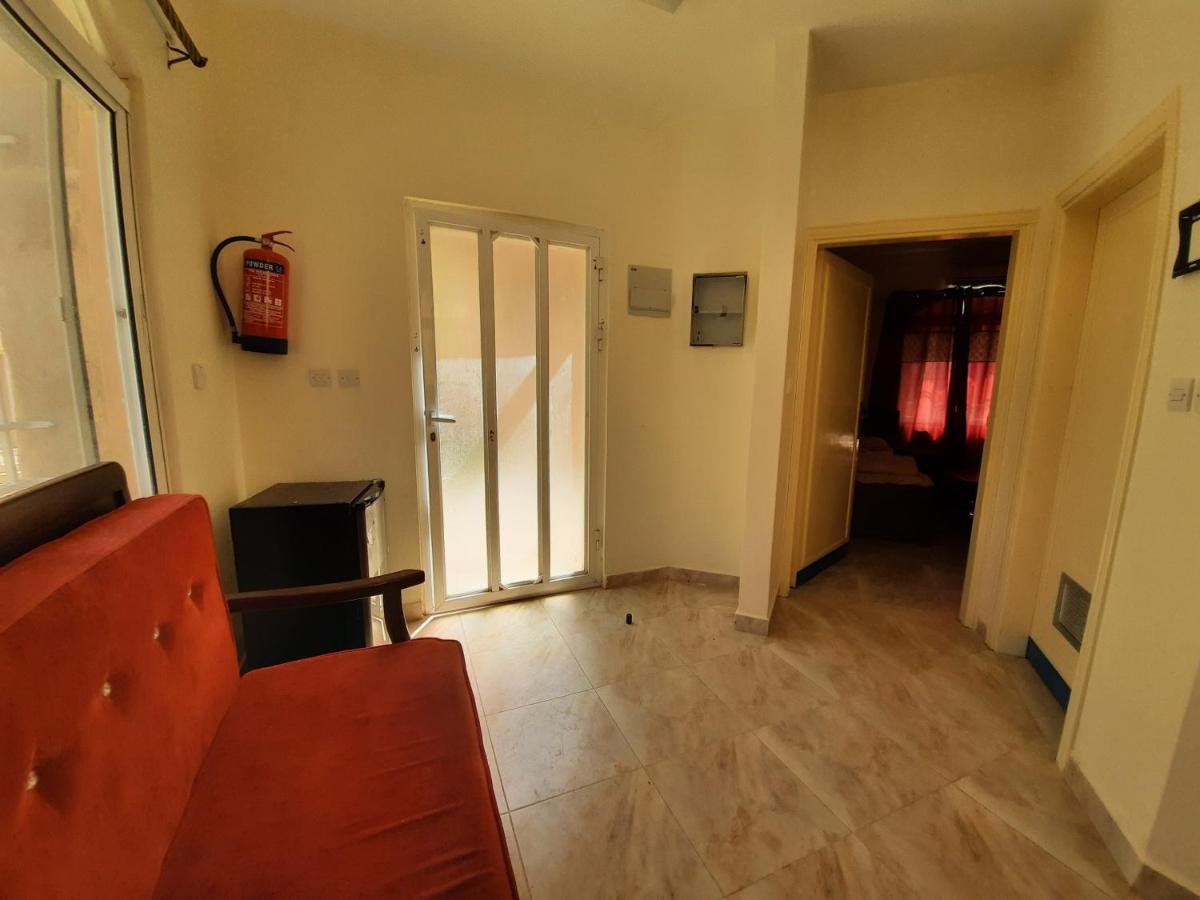 Afra Hot Springs Chalets At-Tafilah 外观 照片