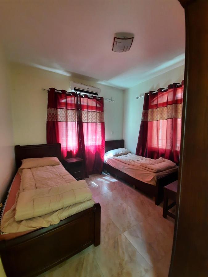 Afra Hot Springs Chalets At-Tafilah 外观 照片